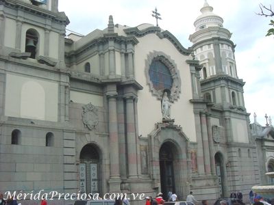 Catedral de M�rida, Venezuela. B�silica Menor