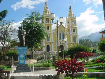 Plaza Bol�var de Bailadores, M�rida. Venezuela