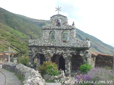 Capilla de Piedra, P�ramo: San Rafael de Mucuchies
